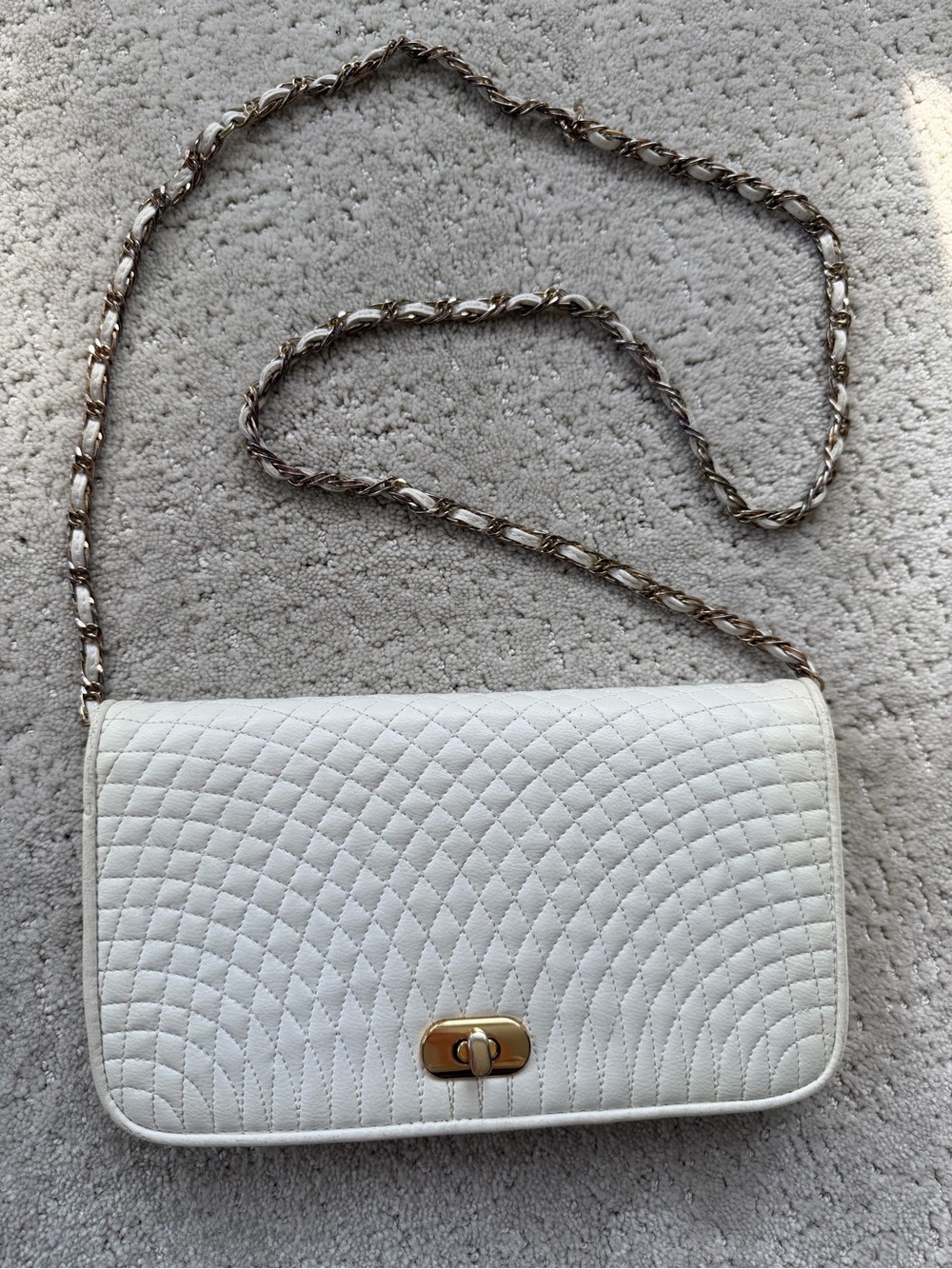 Andé - White Quilted Crossbody Bag with Gold-Tone Chain Strap